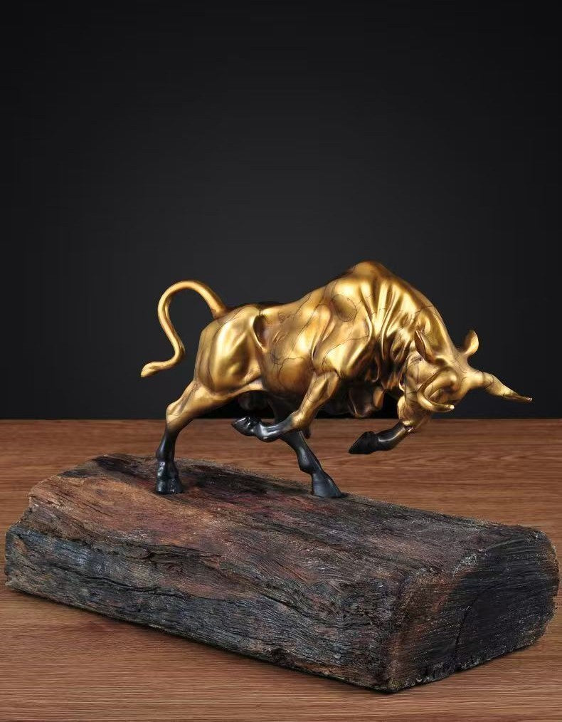 開拓進取 Bronze Bull