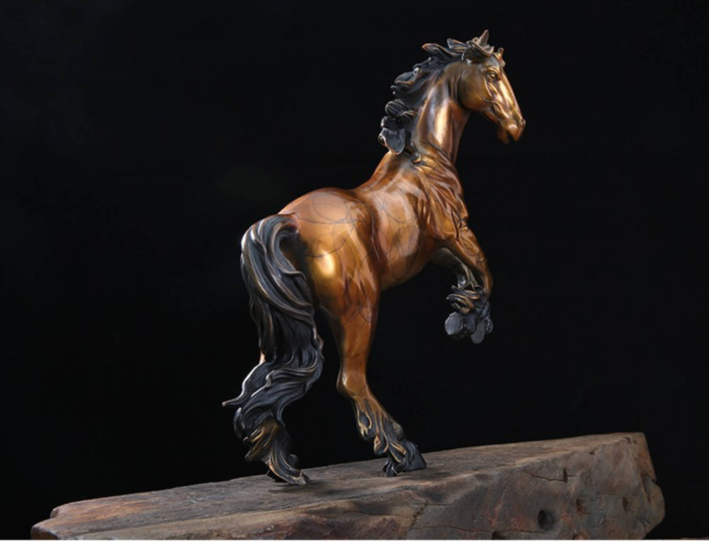馬到成功 Bronze Horse